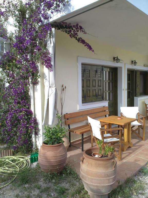 Rent Rooms Alexiou Limni  Екстер'єр фото