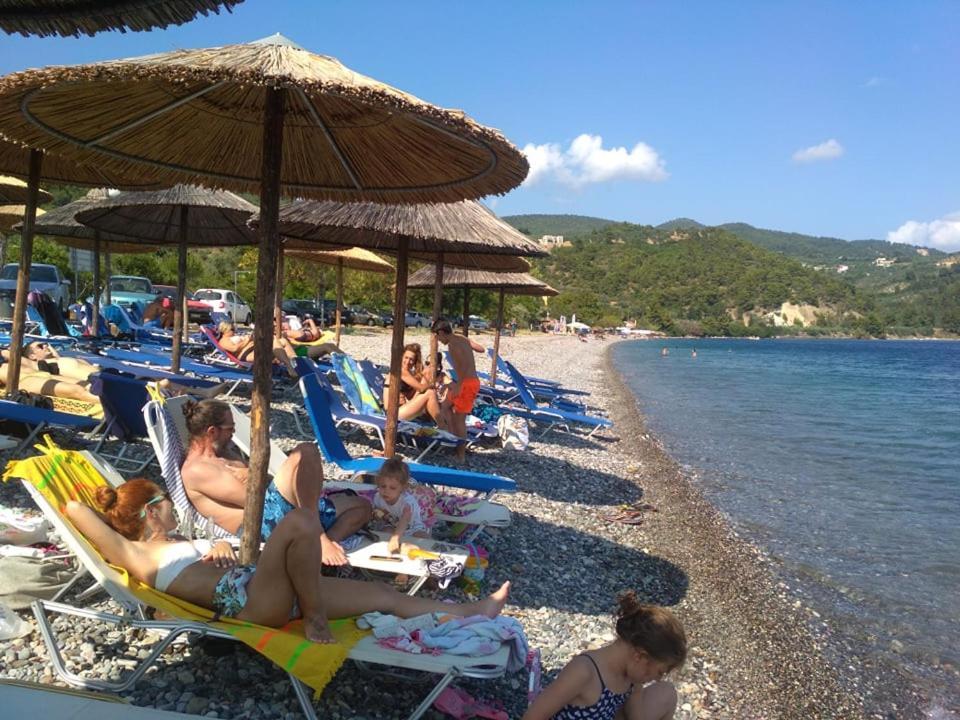 Rent Rooms Alexiou Limni  Екстер'єр фото